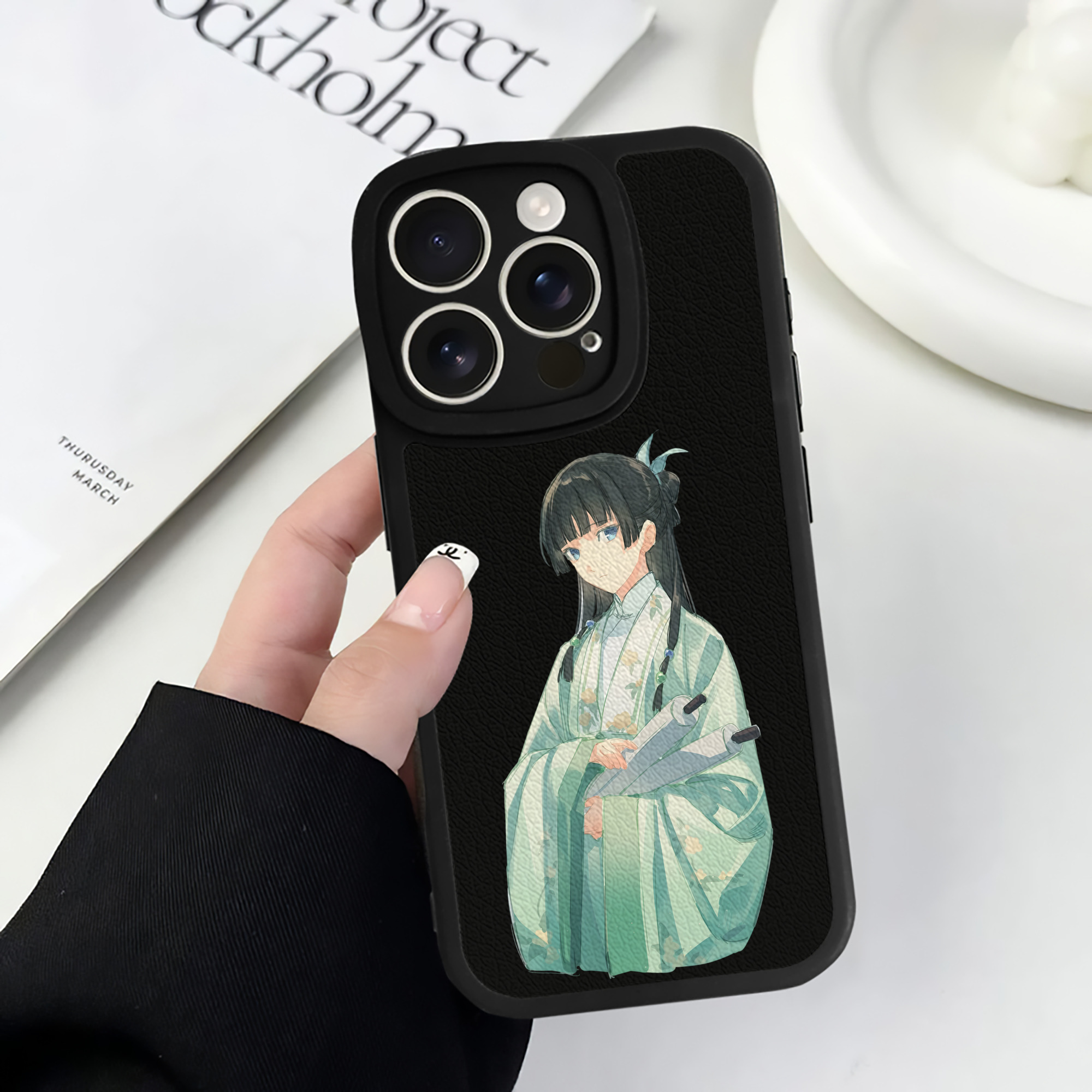 薬屋のひとりごと The Apothecary Diaries 【iPhone 16シリーズ対応】シリコンスマホケース（レザー調） 材質：シリコン